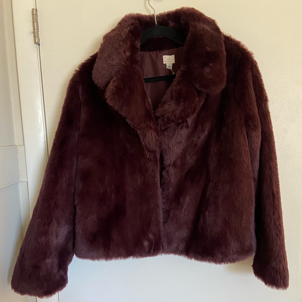 Faux Fur Jacket M NWT